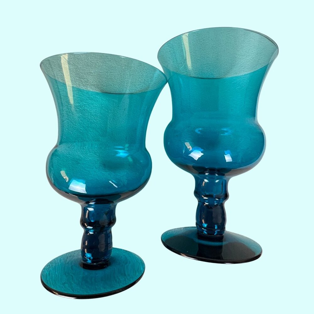 Vintage Peacock Blue Glass Goblets - Picture 8 of 9